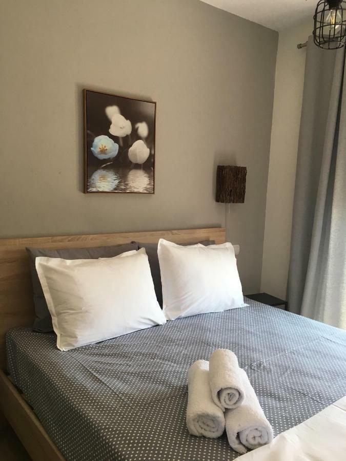 Sunset View Apartment Ofrinion Ngoại thất bức ảnh